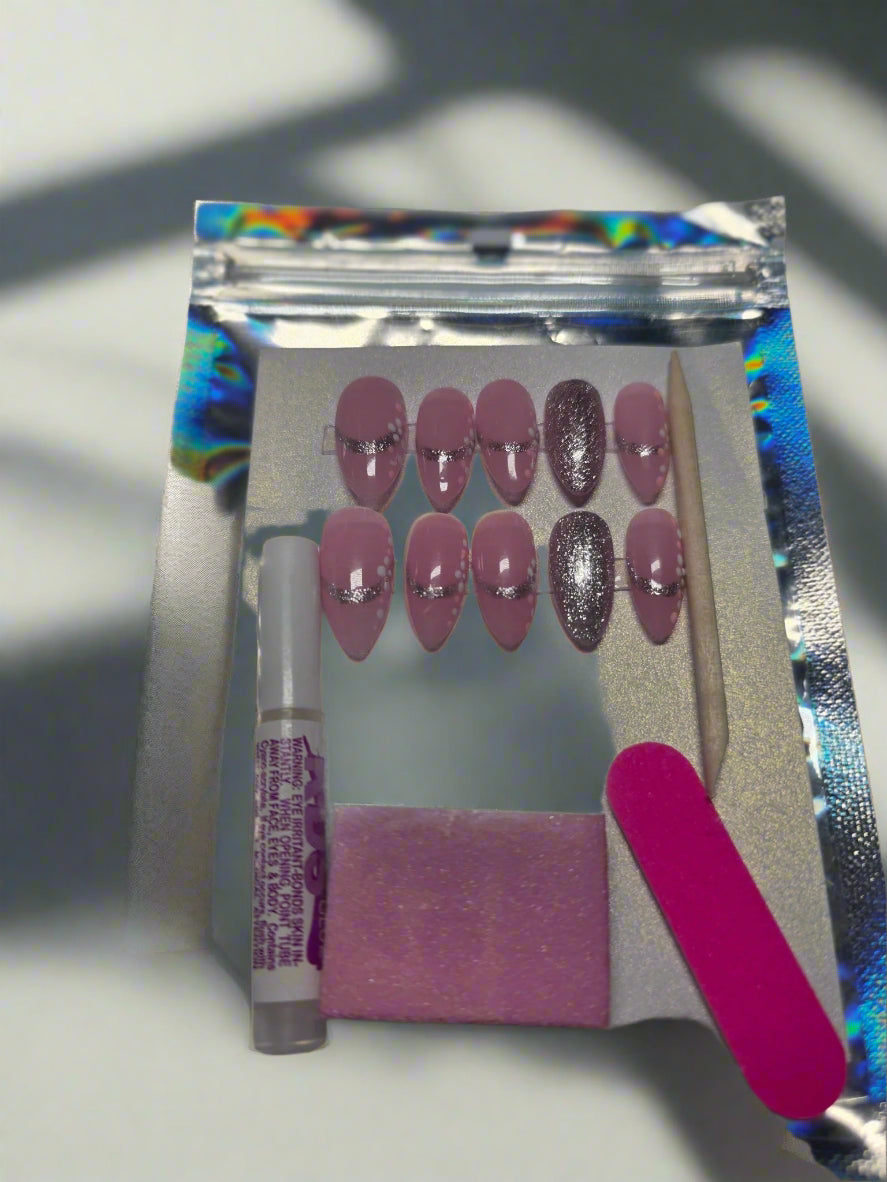 Acrylic Press Ons x2