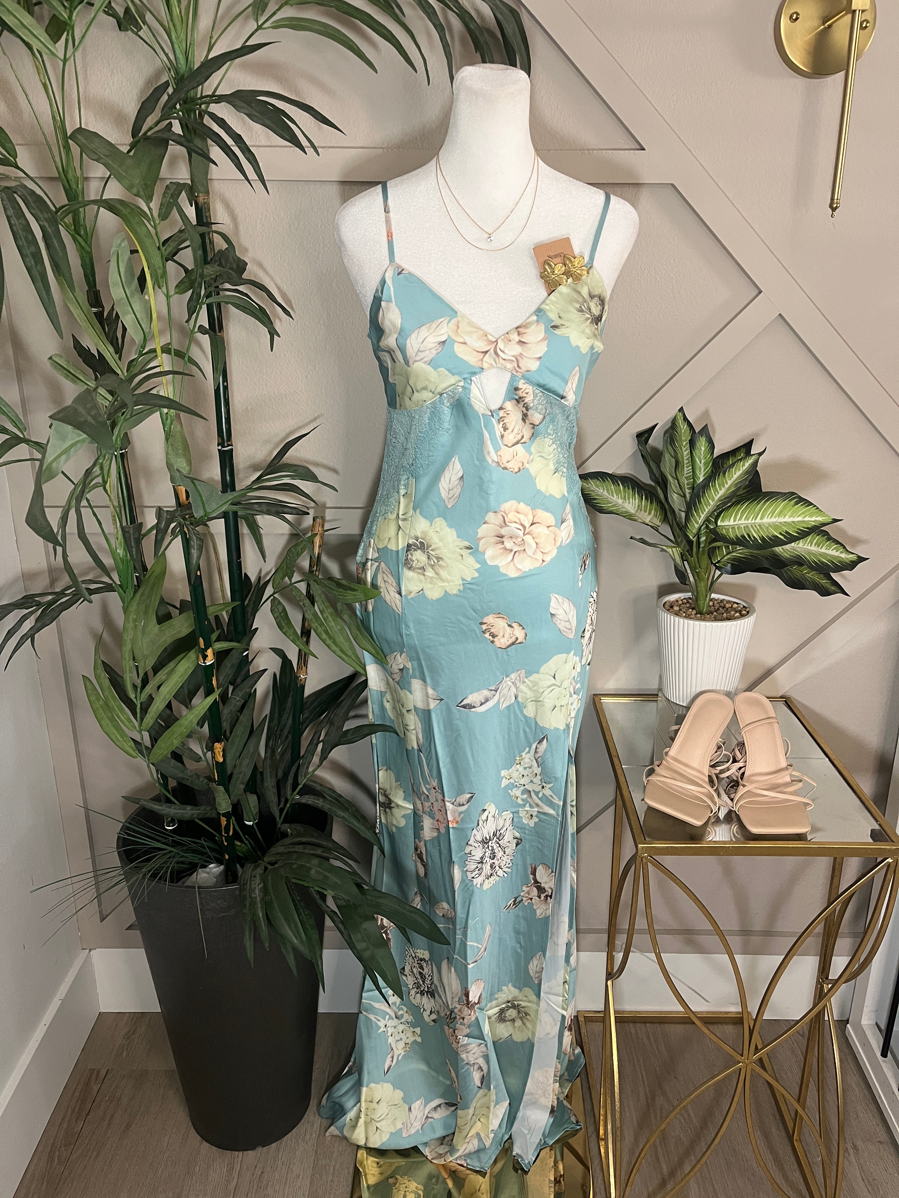 Date night Dress – Celestial Estile Co.